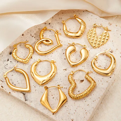 Minimalist Stainless Steel Heart Hoop Earrings For Women Geometric Gold Plated High Quality Tarnish Free Fashion Ear Jewelry