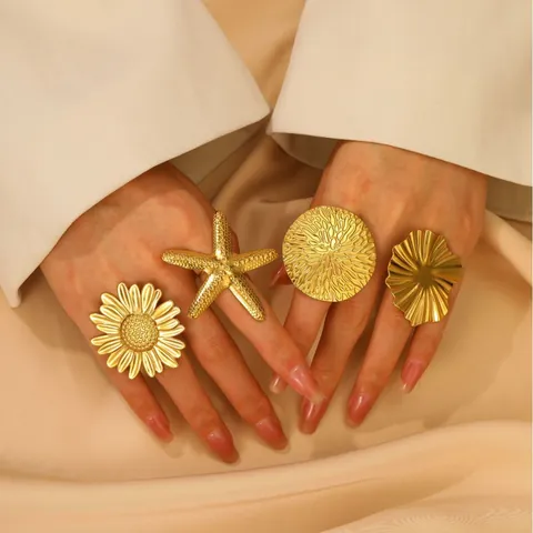 Exaggerated Stainless Steel Embossed Ring For Women Fashion Gold Hammered Floral Starfish Heart Open Adjustable Statement Finger Ring