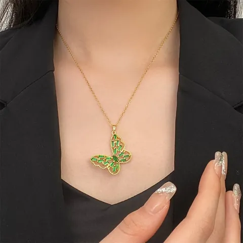 Elegante Collar con Colgante de Mariposa de Zirconia para Mujer de Acero Inoxidable Chapado en Oro Joyería Diseño Animal