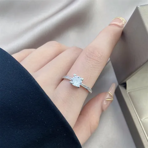 Bague Réglable en Cuivre et Zirconium Argenté Sertissage Quatre Griffes Bague de Fiançailles avec Pierres Latérales pour Femme