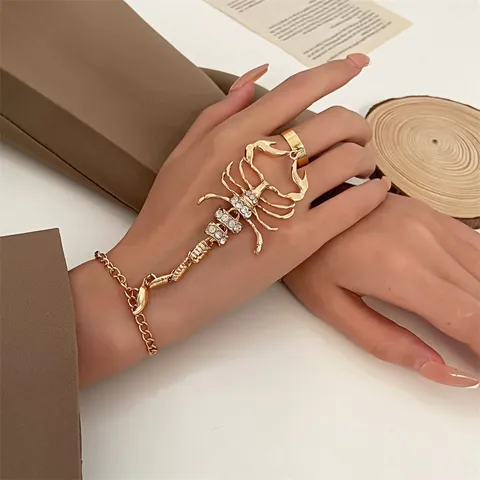 Exaggerated Scorpion Hand Chain Alloy Zirconia Hand Harness With Ring Gold Silver Punk Bohemian Jewelry For Women Party