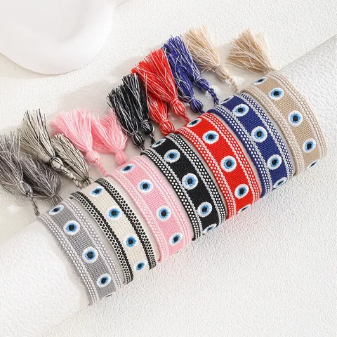 Bracciale Intrecciato Bohemian Malocchio Ricamato a Mano con Nappina Filo di Tessuto Regolabile Gioielli di Moda Etnica Donna