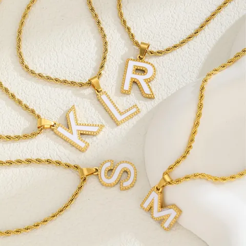 Collana con Ciondolo Lettera A-Z in Acciaio Inossidabile Placcato Oro Smalto Bianco Girocollo a Corda Minimalista Gioielli