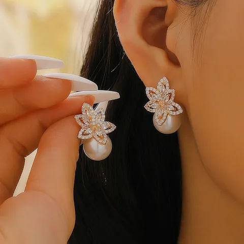 Vintage Zinc Alloy Floral Artificial Pearl Earrings For Women Luxurious Rhinestone Inlaid Snowflake Drop Earrings With Resin Post Jewelry