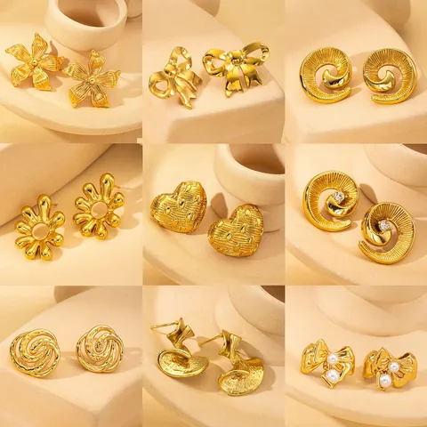 Vintage Stainless Steel Stud Earrings For Women Flower Bow Heart Pattern Conch Design Gold Silver Small Fashion Jewelry Accessories