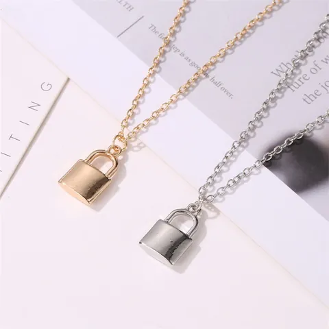 Women Copper Solid Lock Pendant Necklace Minimalist Electroplated Clavicle Chain Fashion Jewelry Gold Silver Accessories