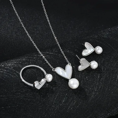 Elegante Collana a Cuore in Madreperla Con Orecchini a Bottone E Anello Aperto in Rame Placcato Oro Perla Artificial Zirconia Gioielli Donna