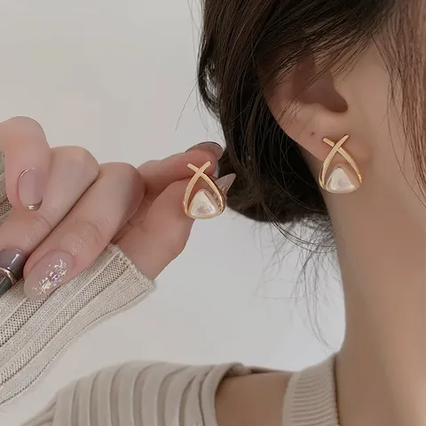 Eleganti Orecchini a Bottone in Rame Con Künstliche Perle E Perno in Argento Sterling 925 Gioielli a Linee Incrociate per Donna