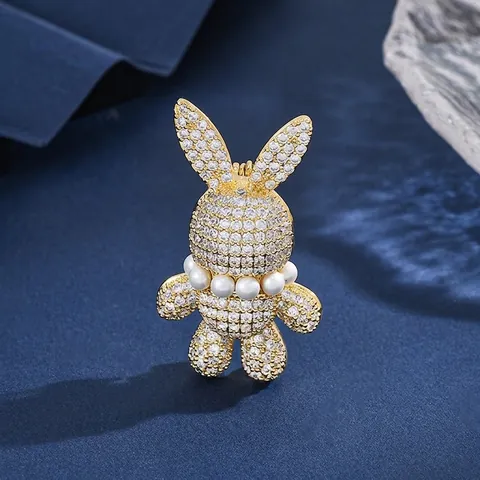 Lussuosa Spilla a Forma di Coniglio 3D per Donna in Rame Con Zirconia Micro-intarsiato e Perla Artificiale Gioielli Regalo