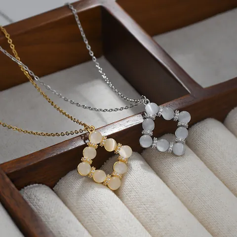 Copper Zirconia Cat's Eye Stone Square Pendant Necklace Real Gold Plated Niche Design Clavicle Chain For Women Elegant Fashion Jewelry