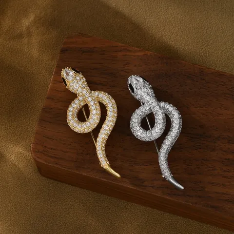 Zirconia Snake Brooch Copper Real Gold Plated Luxury Serpent Animal Pin Jewelry Women Party Gift Accessorie