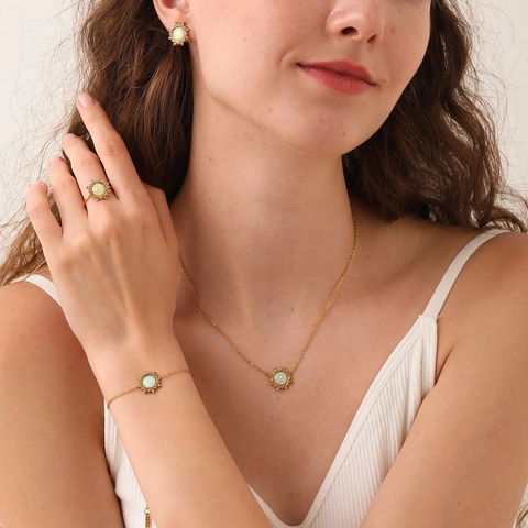 Vintage Stainless Steel Sun Flower Necklace Bracelet Ring Earrings Jewelry Set 18K Gold Plated Rhinestone Jewelry For Women