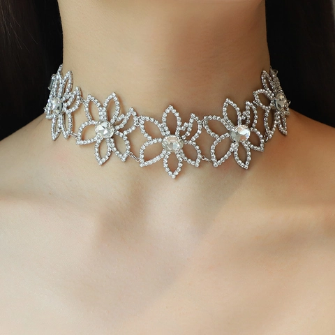 Exaggerated Copper Zirconia Flower Choker Necklace For Women Silver Rhinestone Multilayer Tassel Necklaces For Wedding Party Jewelry