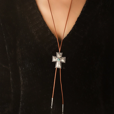 Vintage Western Cowboy Bolo Tie Ketting Voor Dames Legering Kruis Hart Imitatie Turkoois Hanger Bruin Leren Koord Sieraden
