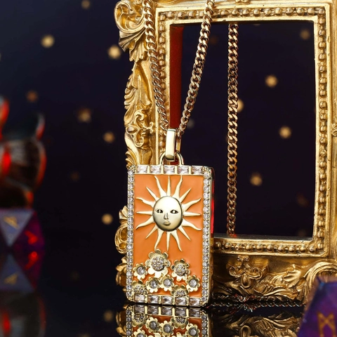 Vintage Zinc Alloy Enamel Tarot Card Pendant Necklace Gold Plated Zirconia Sun Moon Lovers Style Jewelry For Women