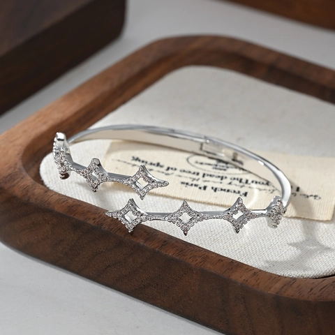 Brazalete de Lujo de Cobre con Estrellas de Zirconia para Mujer Diseño Geométrico Chapado en Oro y Plata Regalo de Joyería