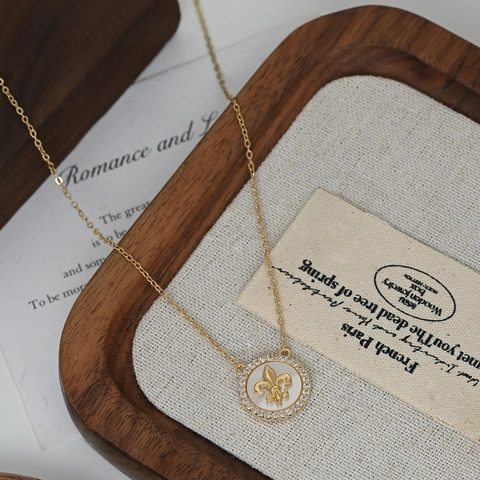 Collana con Pendente Giglio in Rame Vintage Madreperla Zirconia Catena Clavicola Oro Argento Gioielli da Donna