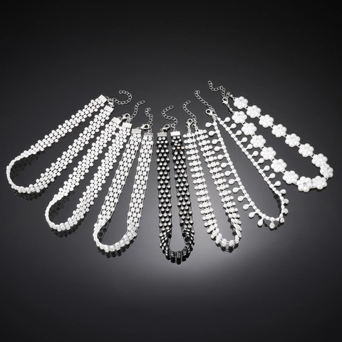 Élégant Collier Choker en Perle Artificielle et Strass pour Femmes Douce Chaîne de Clavicule en Alliage de Résine Bijoux de Fête