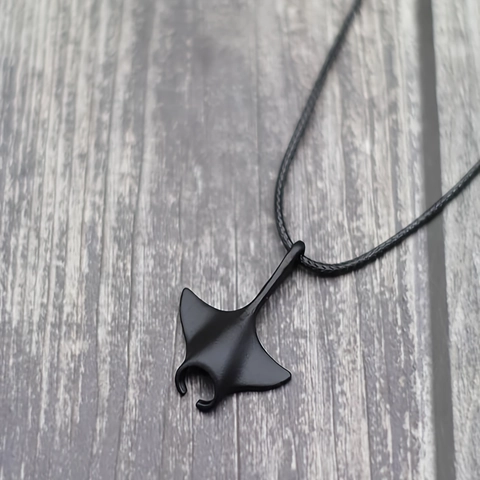 Punk Manta Ray Pendant Necklace For Men Women Minimalist Alloy Ocean Animal Stingray Jewelry With Black Cord Rope Chain