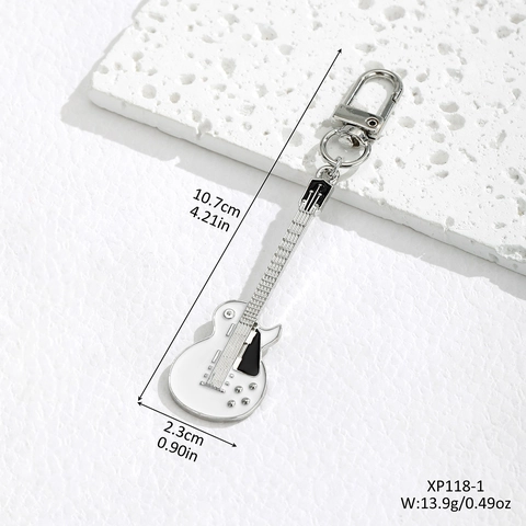 Creative Electric Guitar Shaped Alloy Enamel Keychain Musical Instrument Bag Charm Pendant For Music Lovers Gift