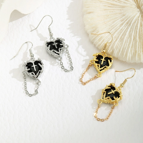 Boucles d'Oreilles Gothiques en Alliage Strass Cœur Avec Croix Chauve-souris Rose Décor Émail Noir Chaîne en Métal Boucles d'Oreilles Crochet pour Halloween Fête Femme Bijoux