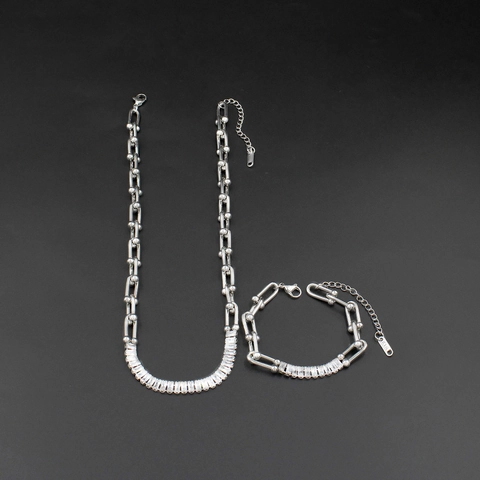 Fashion Stainless Steel U-Link Horseshoe Chain Necklace With Zirconia Gold Silver Plated Jewelry For Women Elegant Gift