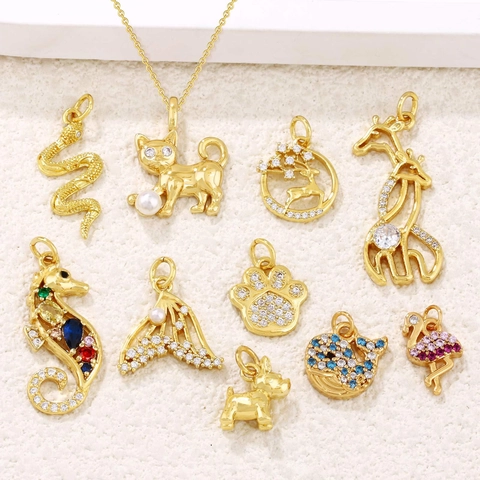 Collier Pendentif Animal en Cuivre Plaqué Or 18K pour Femme Zirconium Incrusté Hippocampe Chat Serpent Baleine Flamant Bijoux de Mode