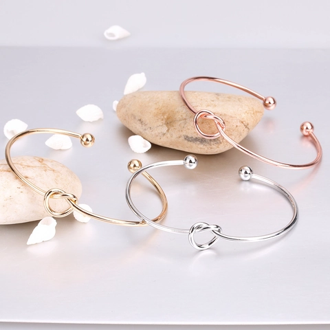 Minimalistische Roestvrij Staal Legering Hart Knoop Open Armring Verstelbare Eenvoudige Mode Sieraden Cadeau Voor Vrouwen