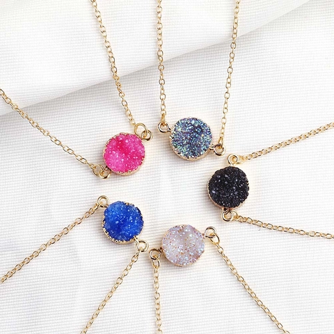Collier Pendentif Druzy Rond à la Mode Chaîne en Alliage Plaqué Or Résine Multicolore Géo Collier pour Femme Cadeau Bijoux