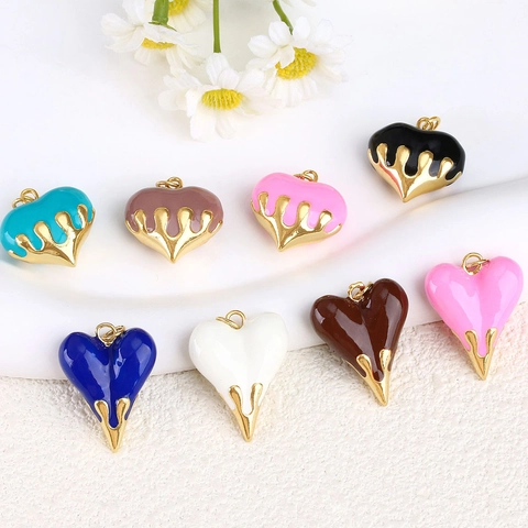 Colgante de Corazón de Cobre Esmaltado Bañado en Oro Diseño Único de Goteo Fundido Accesorio para Joyería DIY Collar