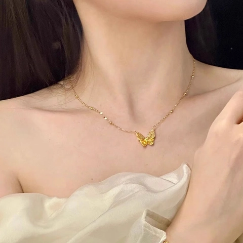 18K Gold Plated Stainless Steel Brushed Butterfly Pendant Necklace For Women Elegant Animal Jewelry Minimalist Choker Gift