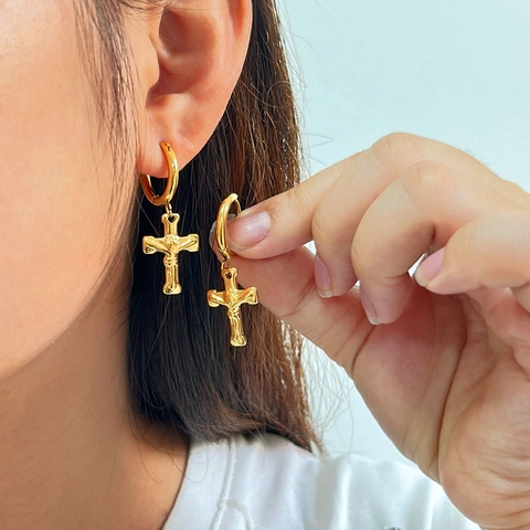 Pendientes de Aro con Cruz de Acero Inoxidable Chapado en Oro de 18K para Mujer Jesús Crucifijo Joyería Religiosa