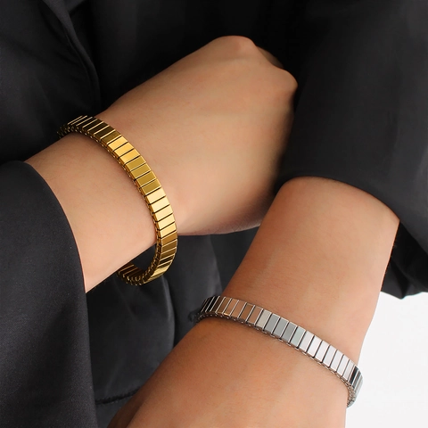 Bracelet de Style Bracelet de Montre Élastique en Acier Inoxydable Minimaliste pour Femme Jonc à Maillons en Métal Plaqué Or Argent Bijoux de Mode