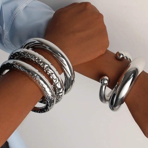 Pulsera de Brazalete Abierto en Forma de C de Acero Inoxidable de Moda para Mujer Minimalista Martillado Pulido Joyería Geométrica