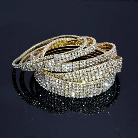 Bracelet de Cheville de Mariée Plein de Strass Extensible en Alliage de Cuivre Chaîne de Pied Brillante Multi-Rangs Cristal pour Femmes Mariage Bijoux