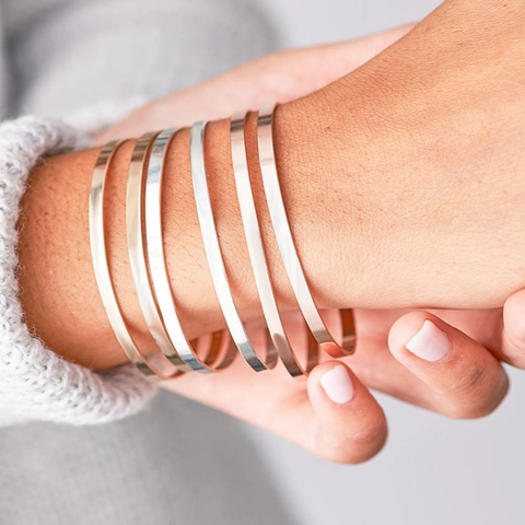 Minimalist Stainless Steel Open Cuff Bracelet For Women Men Heart Cutout Geometric Bangle Gold Silver Rose Gold Jewelry Gift