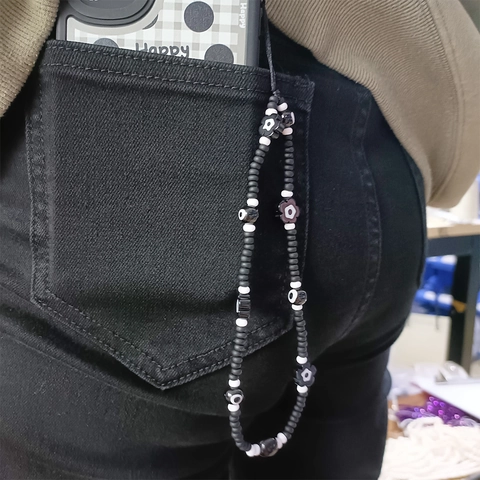 Handmade Glass Lampwork Flower Evil Eye Beaded Phone Chain Lanyard Minimalist Black White Contrast Color Anti-Lost Strap For Women Jewelry