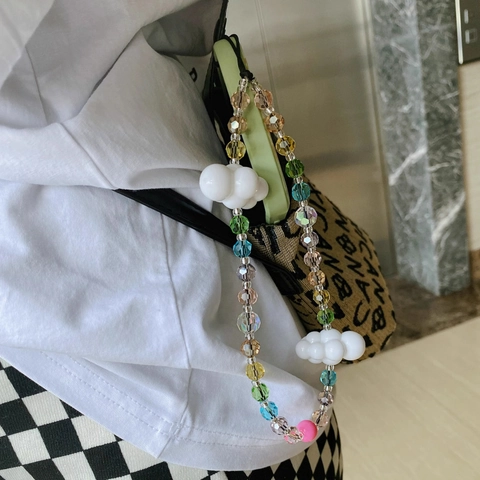 Chaîne de Téléphone en Perles Colorées Faite à la Main Avec Breloques Nuage Blanc Perles en Cristal Acrylique Cordon Anti-perte pour Femme Téléphone Sac Décor