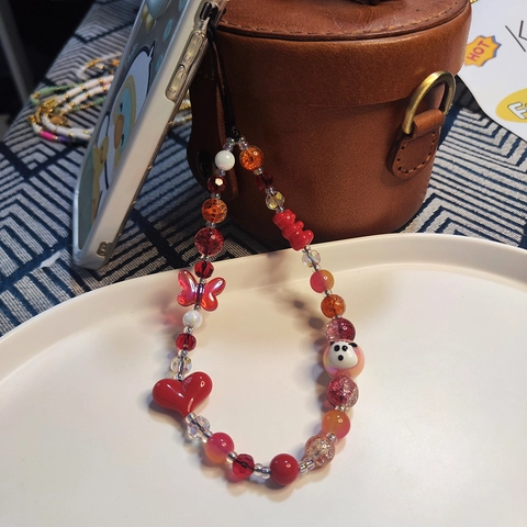 Handgefertigte Rote Perlen Handykette Mit Süßen Panda Herz Schmetterling Perlen Kristall Glas Harz Handy Anhänger Für Damen