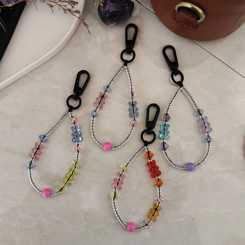 Handmade Beaded Keychain Acrylic Gummy Bear Colorful Glass Beads Bag Pendant Phone Lanyard Cute Ins Style Women Girls Jewelry Gift