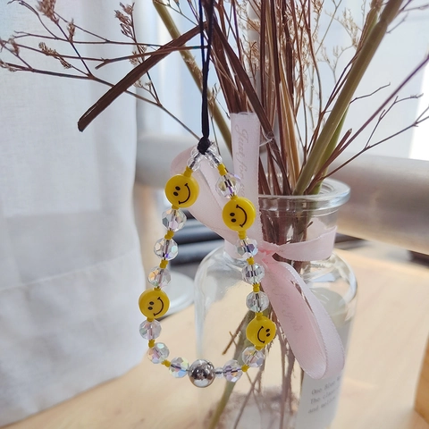Handmade Beaded Phone Lanyard Yellow Smiley Face Glass Crystal Beads Copper Ball Strap Chain For Women Decoration