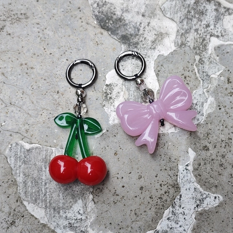 Portachiavi con Perline in Resina Acrilica Ciliegia Fiocco Cuore Sorriso Fungo per Donna Ragazza Ciondolo per Borsa Carino