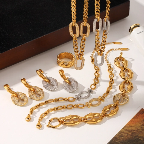Conjunto de Joyería de Lujo de Acero Inoxidable Zirconia Cadena Cubana Collar Pulsera Pendientes Anillo para Mujer
