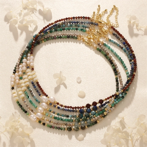 Französisches Nischendesign Naturstein Süßwasserperle Halskette Handgefertigte Perlen Granat Lapislazuli Eleganter Schmuck Damen
