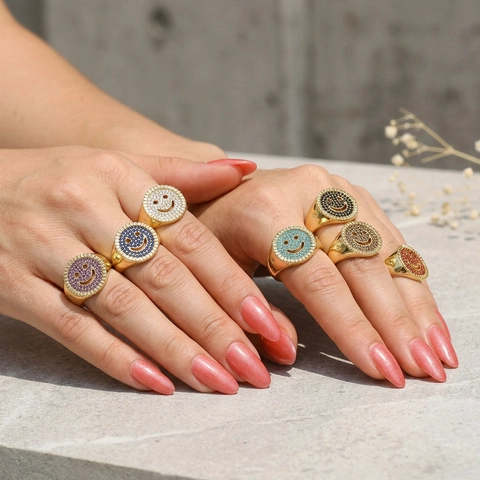Anillo Abierto de Cara Sonriente de Cobre Bañado en Oro Con Zirconia de Colores Para Mujer Estrella Luna Ajustable Joyería Boho Geométrica