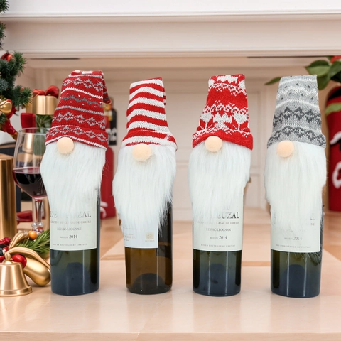 Housse de Bouteille de Vin de Noël Tricotée Gnome Suédois Poupée Sans Visage Décor Rouge Gris Rayé Flocon de Neige Fête