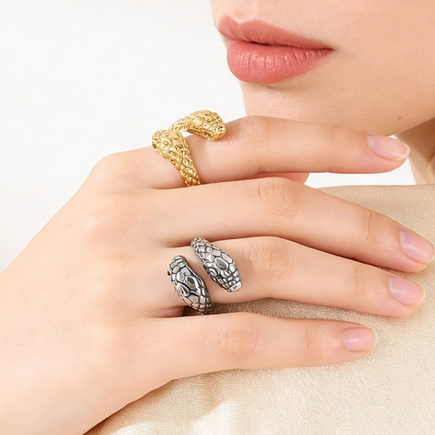 Vintage Punk Snake Ring For Men Women 304 Stainless Steel Gothic Animal Wrap Band Ring Retro Distressed Jewelry Gift