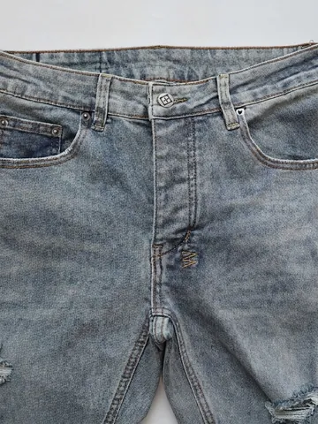 Herren Retro Washed Blue Zerrissene Flare Jeans American Streetwear Kreuz Stickerei Baumwolle Denim Wide Leg Hosen Casual Pants