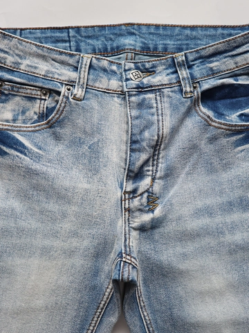 Jeans Svasati Retro Blu Chiaro Lavati Invecchiati da Uomo Vintage American Streetwear Pantaloni in Denim Bootcut Con Ricamo a Croce