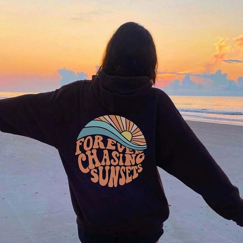 Forever Chasing Sunsets American Retro Hoodie Letter Print Fleece Lined Hooded Sweatshirt Casual Unisex Loose Pullover Top